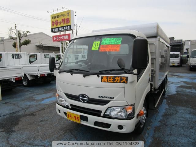 hino dutro 2019 GOO_NET_EXCHANGE_0500956A30250524W001 image 1