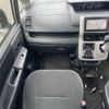 toyota voxy 2011 AF-ZRR70-0422221 image 11