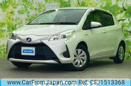 toyota vitz 2017 CFJ1513368