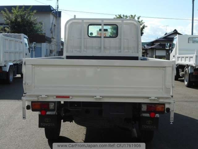 toyota dyna-truck 2015 CFJ1761906 image 2
