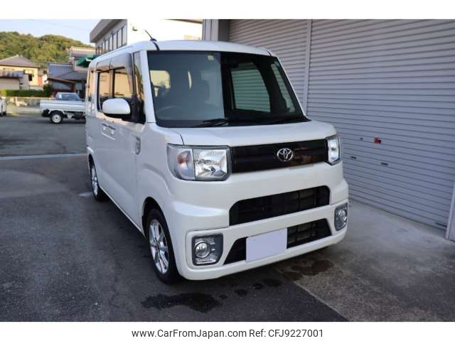 toyota pixis-mega 2018 -TOYOTA--Pixis Mega DBA-LA700A--LA700A-0018464---TOYOTA--Pixis Mega DBA-LA700A--LA700A-0018464- image 1