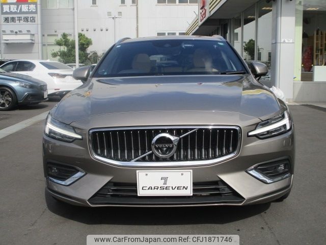 volvo v60 2018 CFJ1871746 image 2