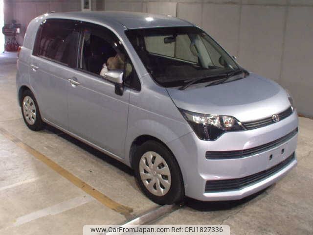 toyota spade 2013 CFJ1827336 image 1
