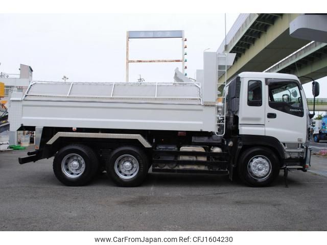 isuzu giga 2015 CFJ1604230 image 2