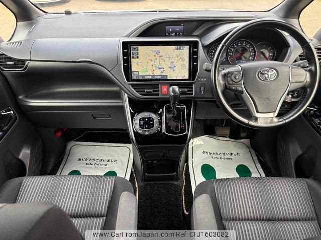 toyota voxy 2020 CFJ1603082 image 2