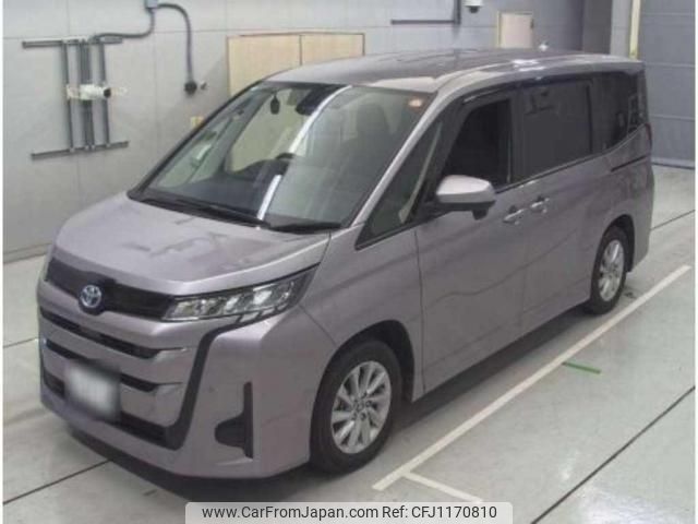 toyota noah 2022 quick_quick_6AA-ZWR90W_0008122 image 1