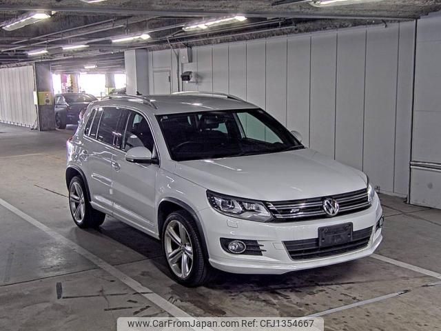 volkswagen tiguan 2016 -VOLKSWAGEN--VW Tiguan WVGZZZ5NZGW005277---VOLKSWAGEN--VW Tiguan WVGZZZ5NZGW005277- image 1