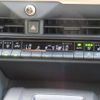 toyota crown 2022 CFJ1635781 image 7