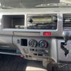 toyota hiace-wagon 2005 -TOYOTA--Hiace Wagon TRH229W--0001190---TOYOTA--Hiace Wagon TRH229W--0001190- image 16