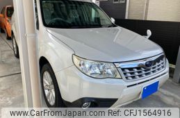 subaru forester 2011 CFJ1564916