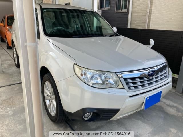 subaru forester 2011 CFJ1564916 image 1