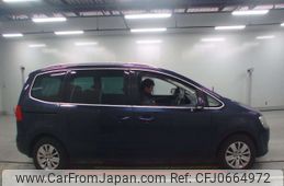 volkswagen sharan 2013 NIKYO_KK33243