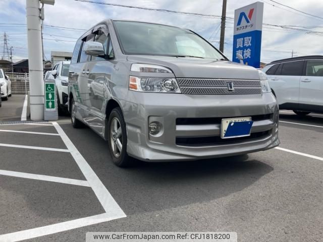 toyota voxy 2006 CFJ1818200 image 2