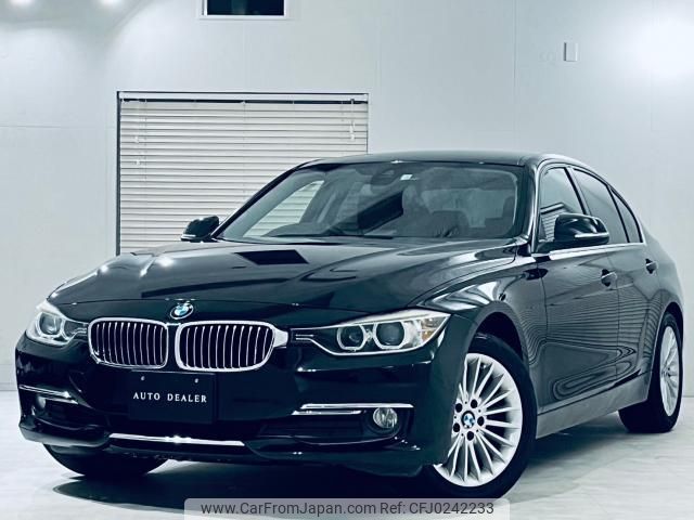 bmw 3-series 2014 quick_quick_LDA-3D20_WBA3D36000NS39459 image 1