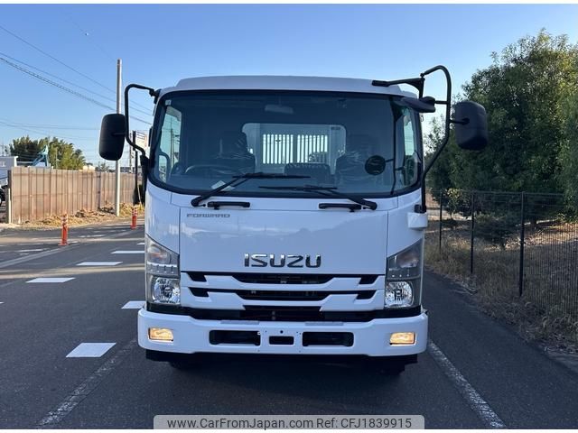 isuzu forward 2017 CFJ1839915 image 2