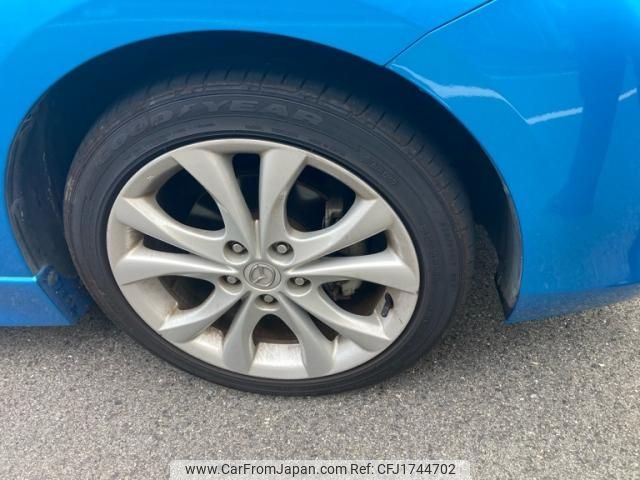 mazda axela 2010 CFJ1744702 image 2
