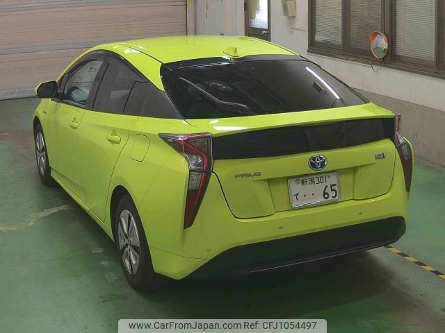 toyota prius 2016 -TOYOTA 【新潟 301ﾃ65】--Prius ZVW51-8021136---TOYOTA 【新潟 301ﾃ65】--Prius ZVW51-8021136- image 2