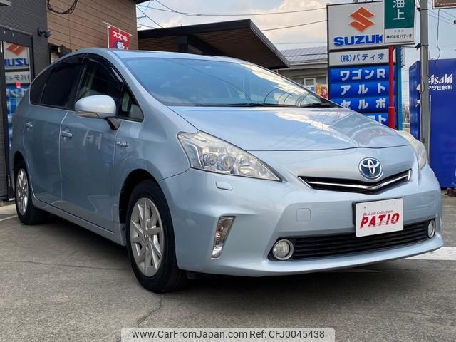 toyota prius-α 2011 GOO_JP_700055065930240720006 image 1