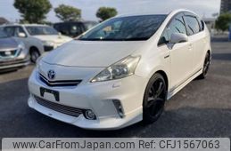 toyota prius-α 2011 CFJ1567063