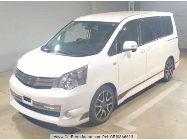 toyota noah 2010 quick_quick_DBA-ZRR70W_0362239 image 1