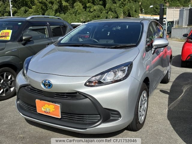 toyota aqua 2022 CFJ1753946 image 1