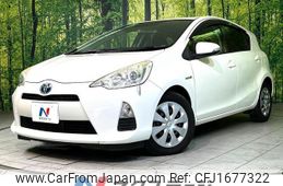 toyota aqua 2012 CFJ1677322