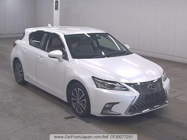 lexus ct 2018 quick_quick_DAA-ZWA10_ZWA10-2324780 image 1