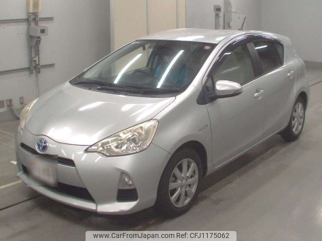toyota aqua 2014 -TOYOTA--AQUA NHP10-6349735---TOYOTA--AQUA NHP10-6349735- image 1