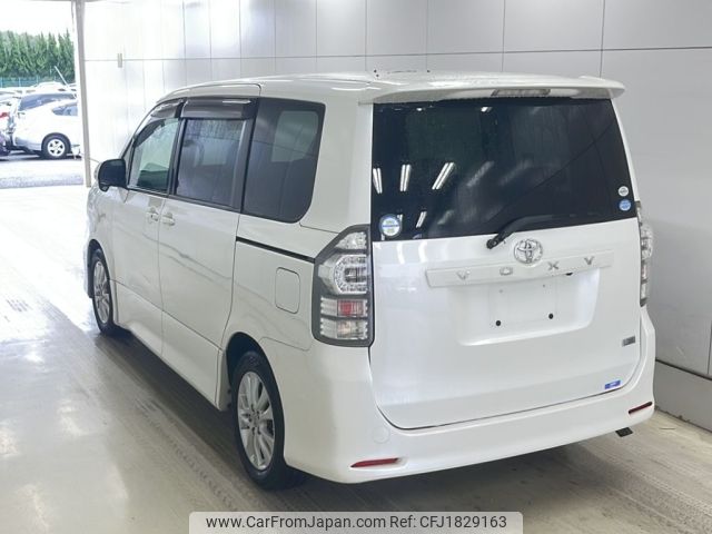 toyota voxy 2010 CFJ1829163 image 2