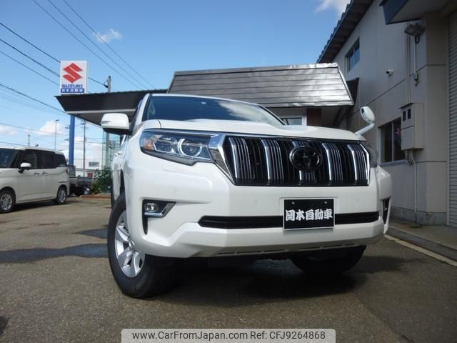 toyota land-cruiser-prado 2022 7c1f47d575b4c1041200fb2dd975f38e image 1