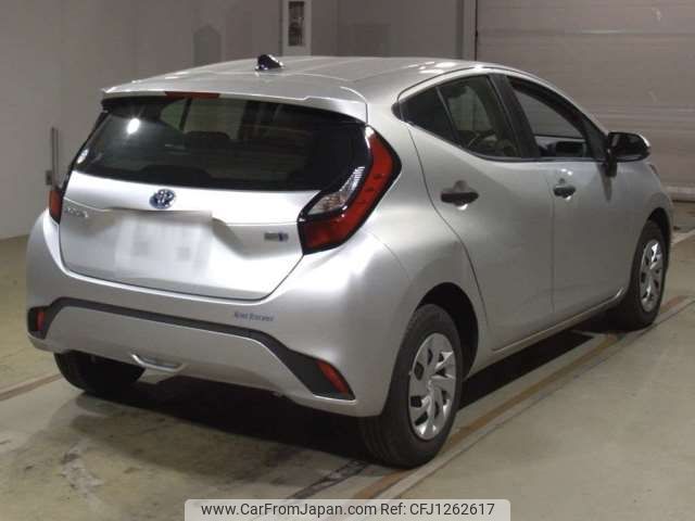 toyota aqua 2021 -TOYOTA--AQUA 6AA-MXPK10--MXPK10-2001122---TOYOTA--AQUA 6AA-MXPK10--MXPK10-2001122- image 2