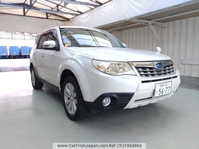 subaru forester 2011 CFJ1904866 image 1