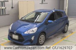 toyota aqua 2017 CFJ1629707