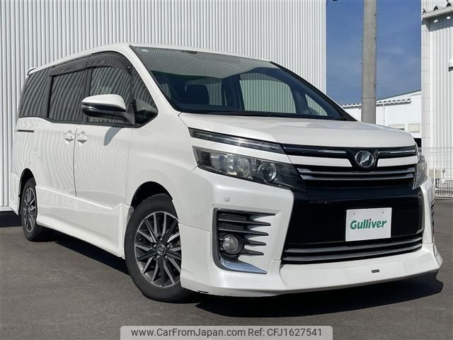 toyota voxy 2014 CFJ1627541 image 1