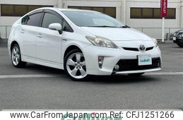 toyota prius 2013 -TOYOTA--Prius DAA-ZVW30--ZVW30-5673419---TOYOTA--Prius DAA-ZVW30--ZVW30-5673419-