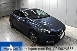 volvo v40 2014 -VOLVO--Volvo V40 MB4164T--YV1MV485BE2136763---VOLVO--Volvo V40 MB4164T--YV1MV485BE2136763-