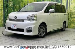 toyota voxy 2013 CFJ1669912