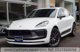 porsche macan 2024 CFJ1504554