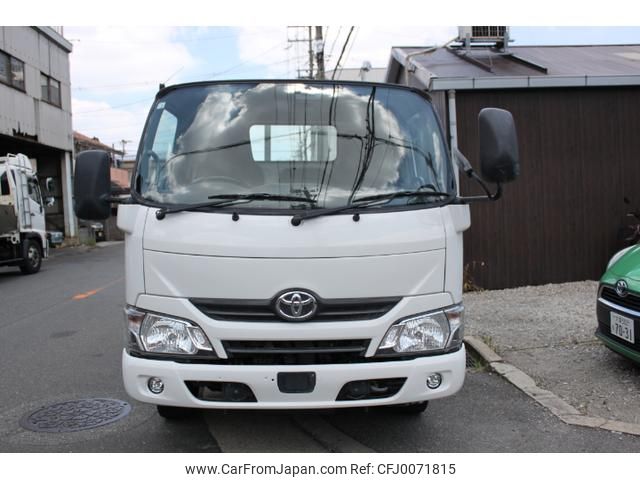 toyota dyna-truck 2017 GOO_NET_EXCHANGE_0708619A30240801W001 image 2