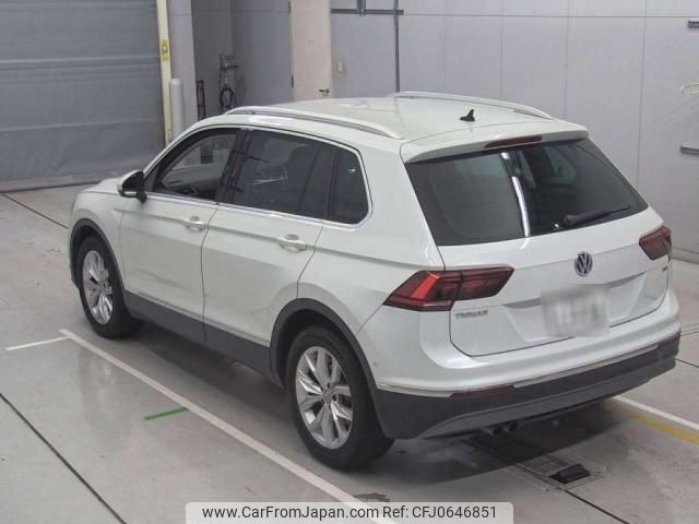 volkswagen tiguan 2017 quick_quick_ABA-5NCZE_WVGZZZ5NZHW901557 image 2