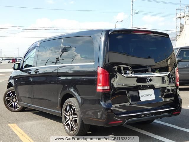 mercedes-benz v-class 2016 CFJ1523216 image 2