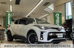 toyota c-hr 2023 -TOYOTA--C-HR 6AA-ZYX11--ZYX11-2061676---TOYOTA--C-HR 6AA-ZYX11--ZYX11-2061676-