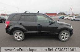 suzuki escudo 2012 NIKYO_LF38036