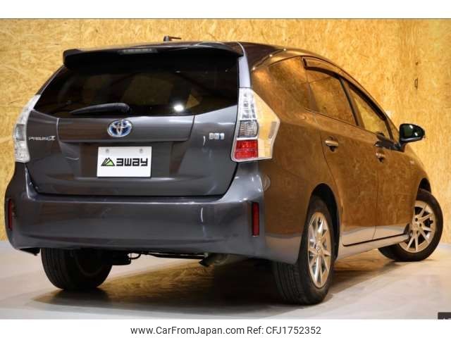 toyota prius-α 2014 CFJ1752352 image 2