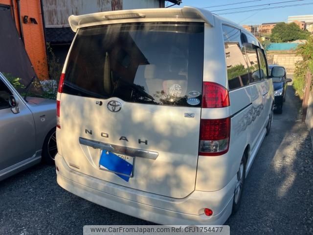 toyota noah 2006 CFJ1754477 image 2