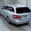 mercedes-benz e-class-station-wagon 2011 CFJ1687596 image 2