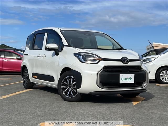 toyota sienta 2023 -TOYOTA--Sienta 6AA-MXPL10G--MXPL10-1087240---TOYOTA--Sienta 6AA-MXPL10G--MXPL10-1087240- image 1