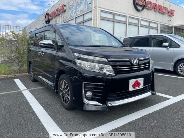 toyota voxy 2015 CFJ1805019 image 1