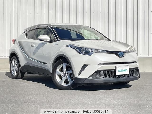 toyota c-hr 2017 -TOYOTA--C-HR DAA-ZYX10--ZYX10-2064123---TOYOTA--C-HR DAA-ZYX10--ZYX10-2064123- image 1