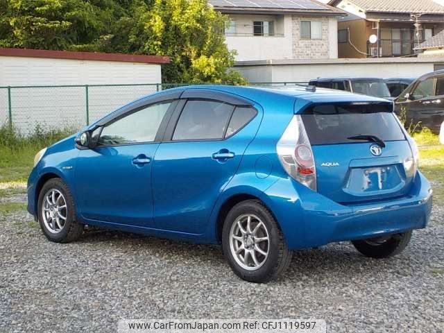 toyota aqua 2012 -TOYOTA--AQUA DAA-NHP10--NHP10-2045939---TOYOTA--AQUA DAA-NHP10--NHP10-2045939- image 2